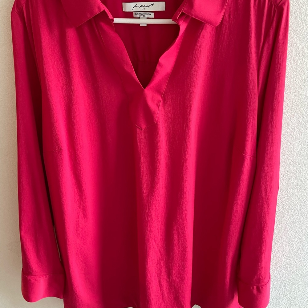 Foxcroft V neck UPF 50 sun protection Size 14w hot pink tunic top